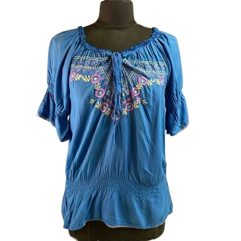 LUV 2 LUV Women Boho Peasant Top Blouse Embroidered Cottagecore Size Small Blue